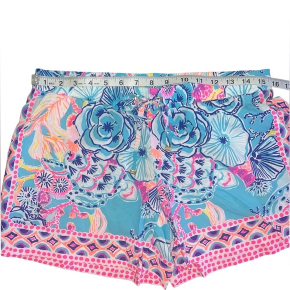 NWOT Lilly Pulitzer Katia Mid Rise 5” Shorts Once Upon A Time Bali Blue Medium - Picture 9 of 11